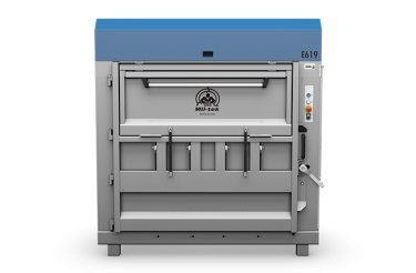 Electric cardboard and plastic baler E619 16A