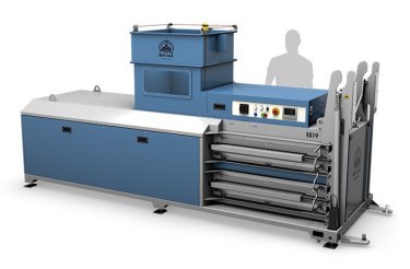 horizontal baler seen from side